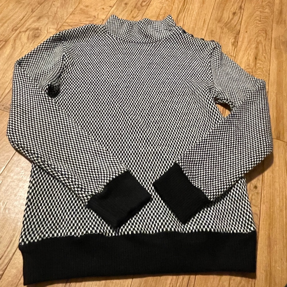Zara man handsome sweater